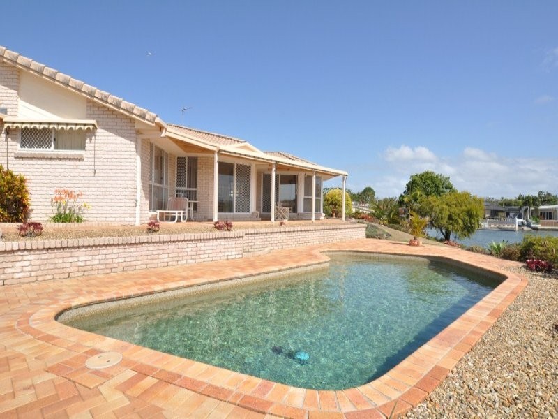 15 Clipper Court, Biggera Waters QLD 4216