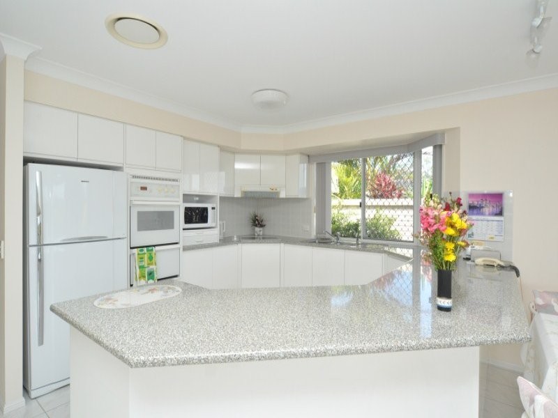 15 Clipper Court, Biggera Waters QLD 4216