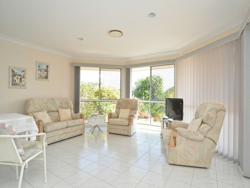 15 Clipper Court, Biggera Waters QLD 4216