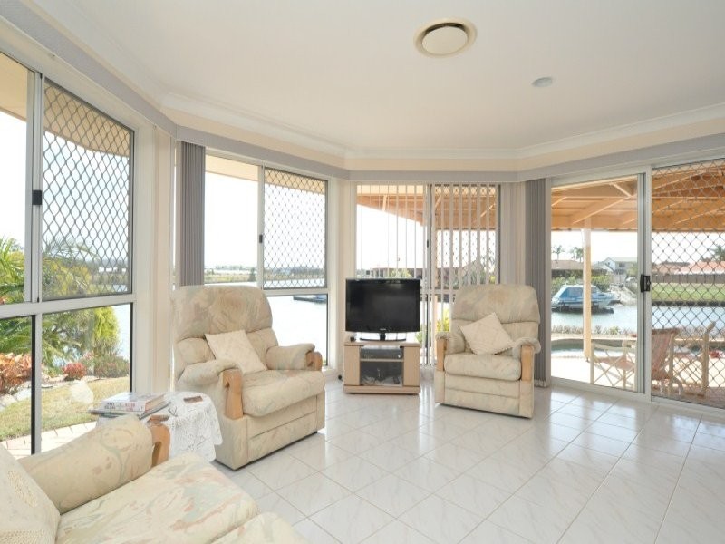 15 Clipper Court, Biggera Waters QLD 4216