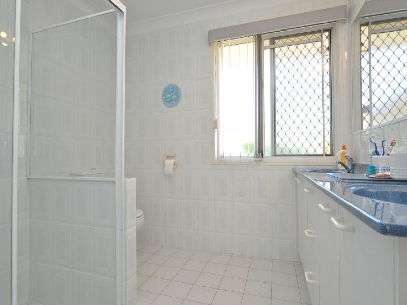 15 Clipper Court, Biggera Waters QLD 4216