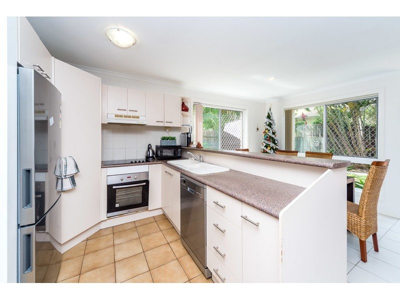 12/447 Pine Ridge Road, Runaway Bay QLD 4216