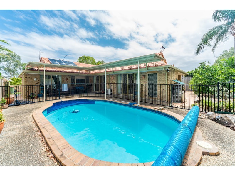 69 Lae Drive, Runaway Bay QLD 4216
