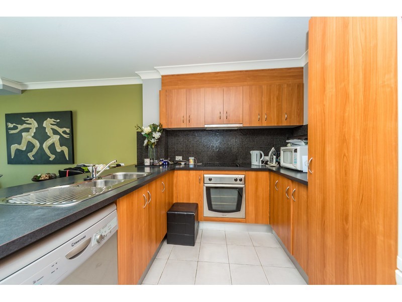 12/22 Oleander Avenue, Biggera Waters QLD 4216