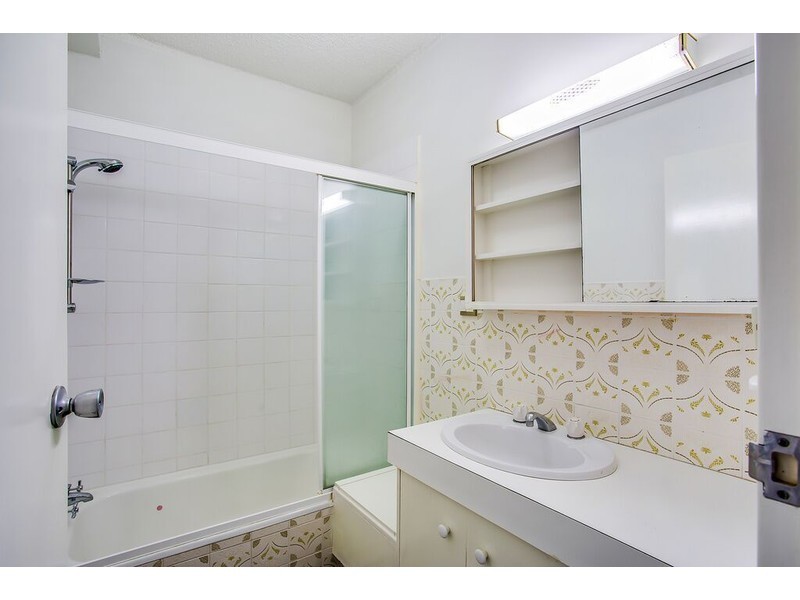 3/408 Marine Parade, Biggera Waters QLD 4216