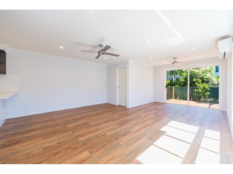 1/18 Cawthray Street, Biggera Waters QLD 4216