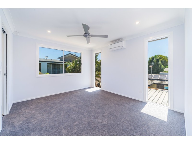 1/18 Cawthray Street, Biggera Waters QLD 4216
