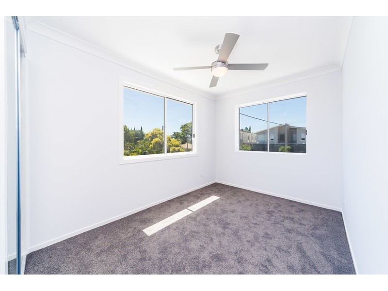 1/18 Cawthray Street, Biggera Waters QLD 4216