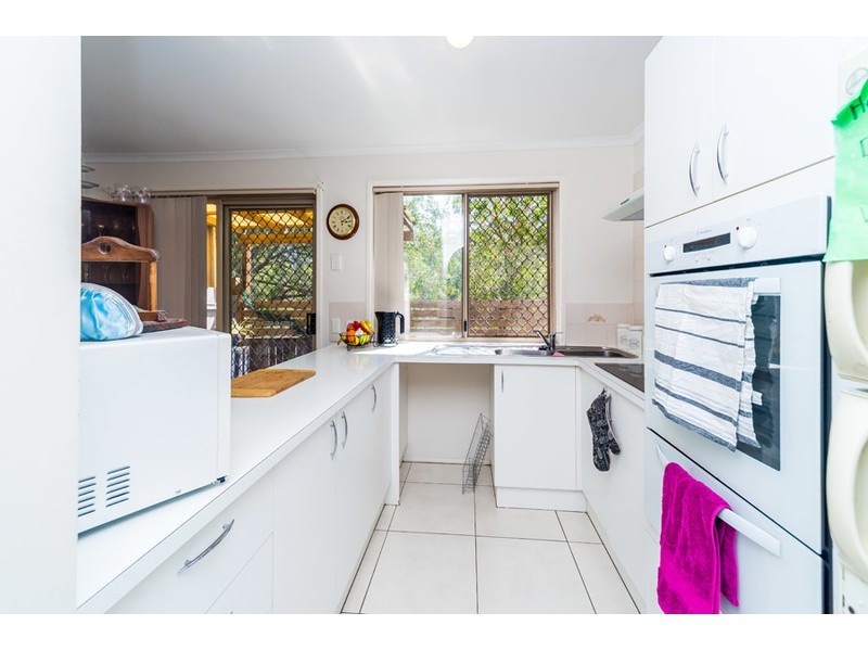 1/52 Kangaroo Avenue, Coombabah QLD 4216