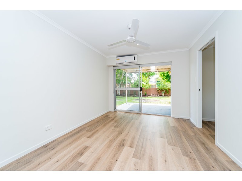 18 Barnard Street, Biggera Waters QLD 4216