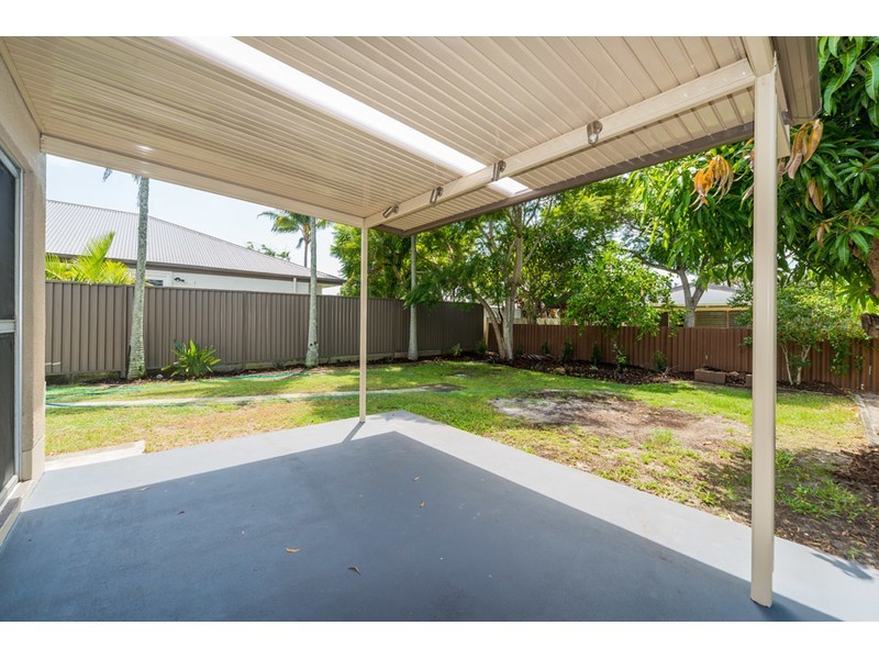 18 Barnard Street, Biggera Waters QLD 4216