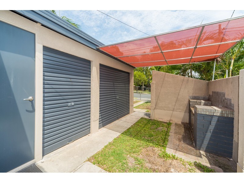 18 Barnard Street, Biggera Waters QLD 4216