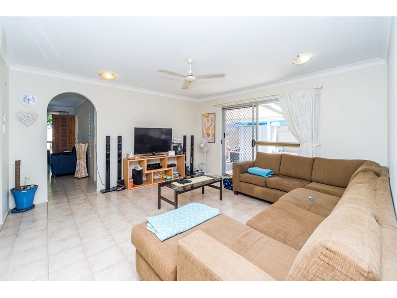 1/275 Bayview Street, Hollywell QLD 4216