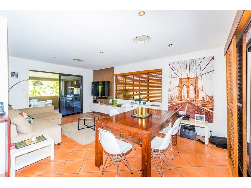 145 Bayview Street, Runaway Bay QLD 4216