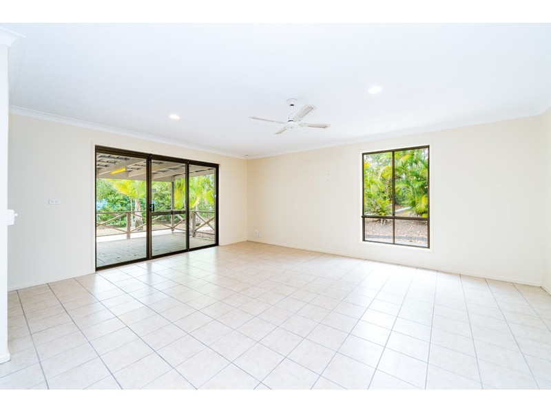 5 Derwent Avenue, Helensvale QLD 4212