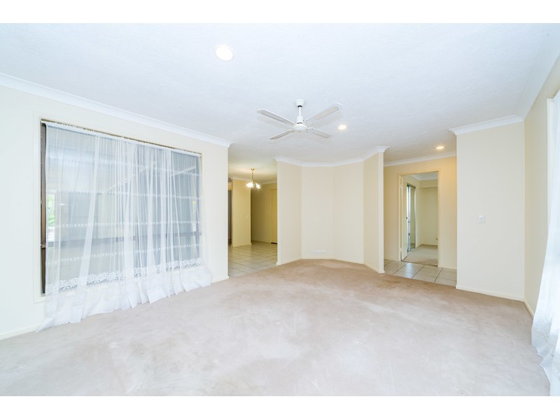 5 Derwent Avenue, Helensvale QLD 4212