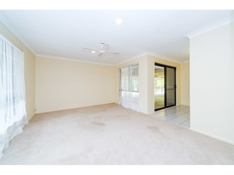 5 Derwent Avenue, Helensvale QLD 4212