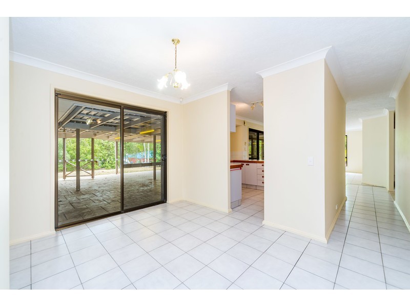 5 Derwent Avenue, Helensvale QLD 4212