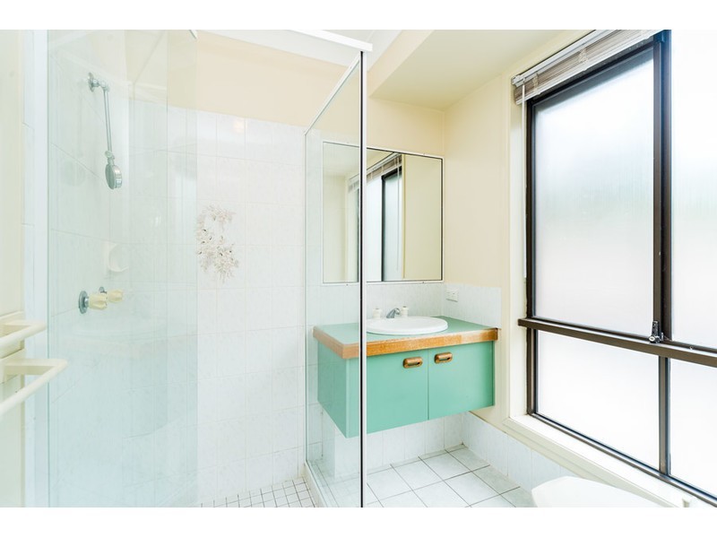 5 Derwent Avenue, Helensvale QLD 4212