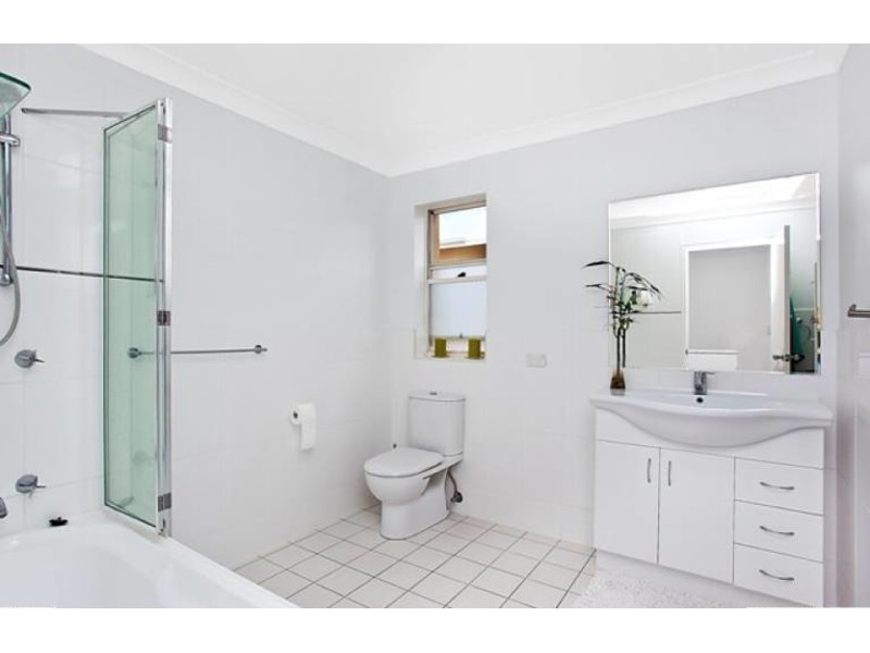 28/64 Queen Street, Southport QLD 4215