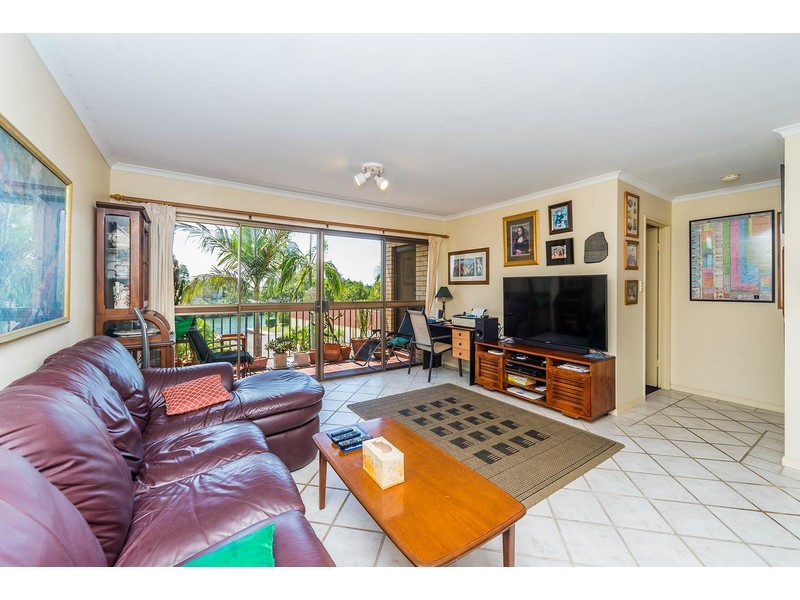 15/106 Bayview Street, Runaway Bay QLD 4216