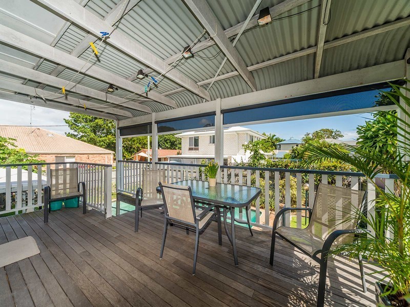 34 Huth Street, Labrador QLD 4215