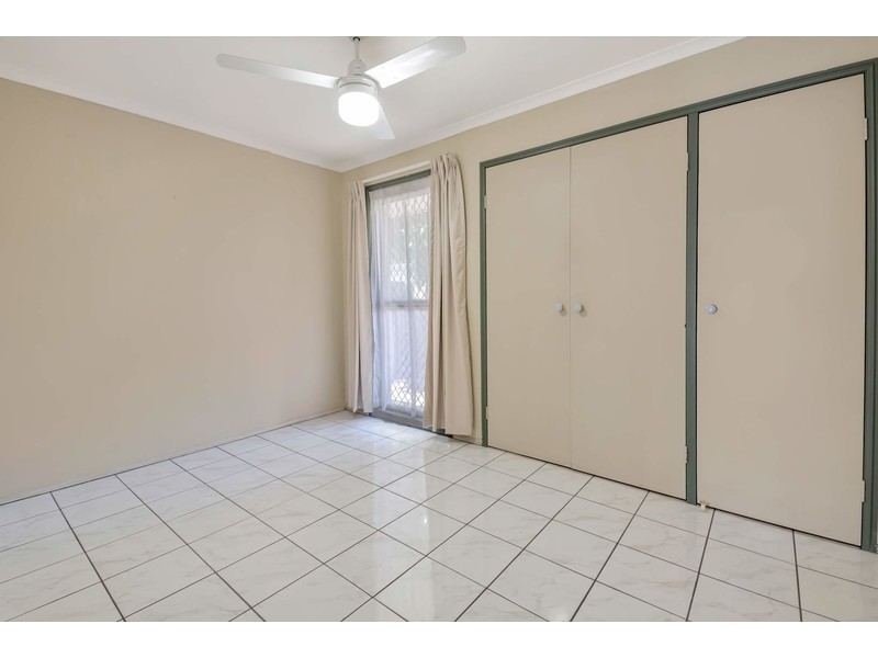 2/13 Avi Court, Labrador QLD 4215