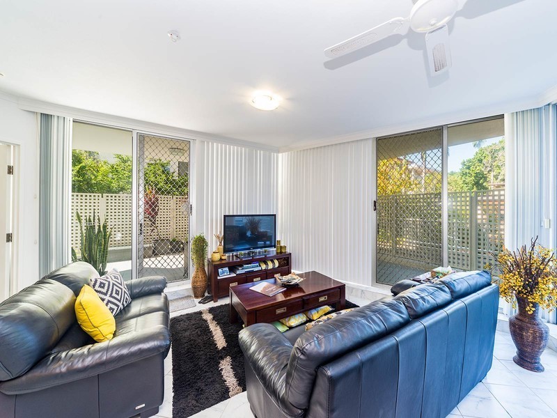4/15 Brighton Street, Biggera Waters QLD 4216