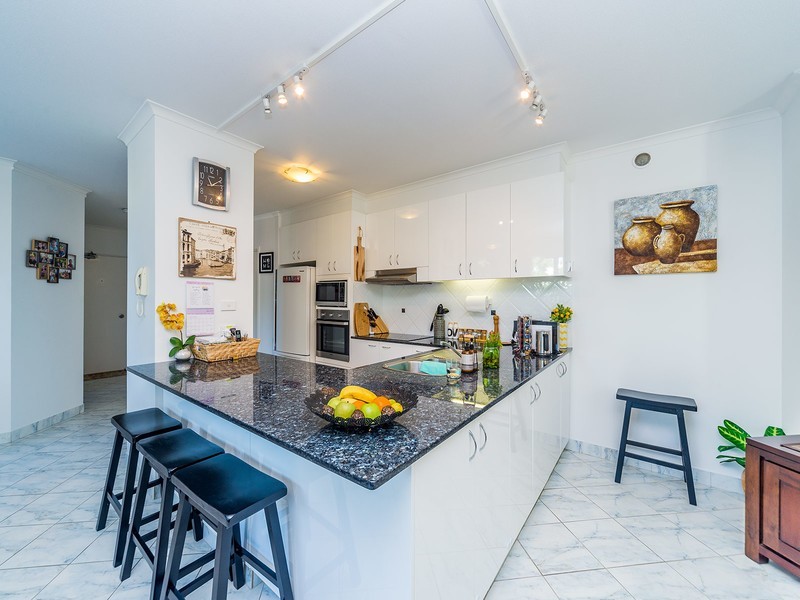 4/15 Brighton Street, Biggera Waters QLD 4216