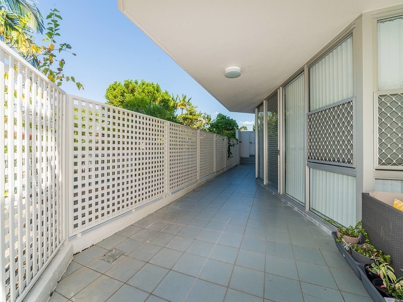 4/15 Brighton Street, Biggera Waters QLD 4216