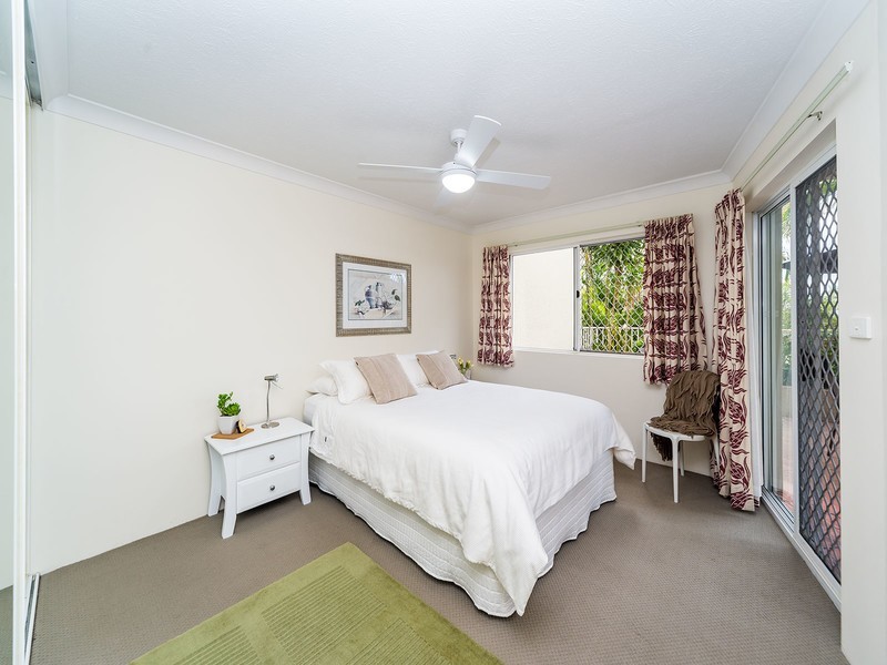 10/22 Jennifer Avenue, Runaway Bay QLD 4216