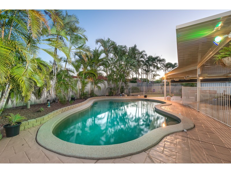 20 Westlake Court, Helensvale QLD 4212