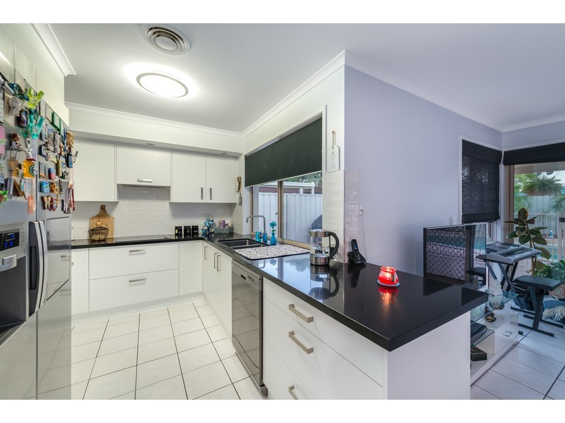 20 Westlake Court, Helensvale QLD 4212