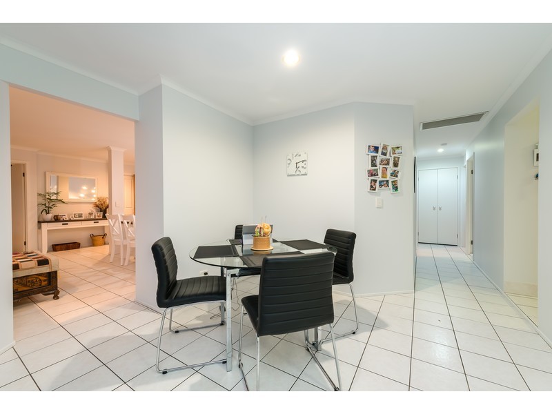 20 Westlake Court, Helensvale QLD 4212