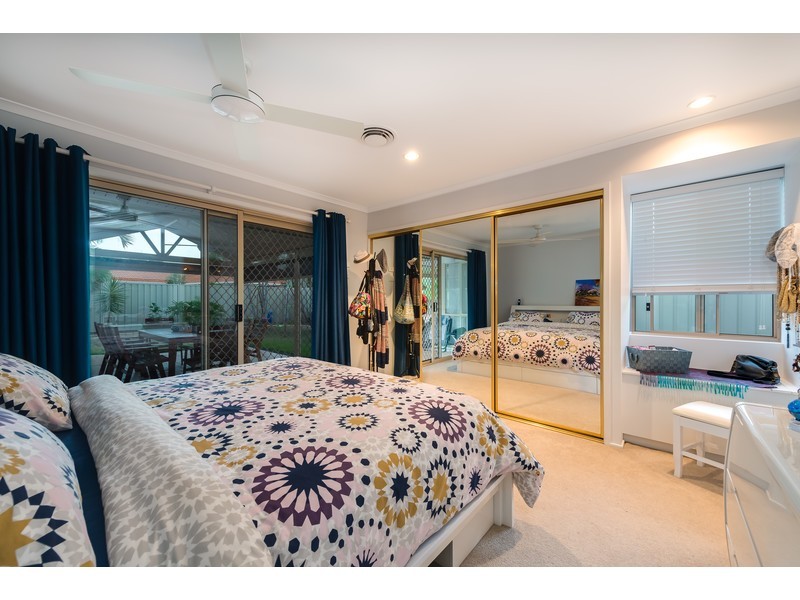 20 Westlake Court, Helensvale QLD 4212