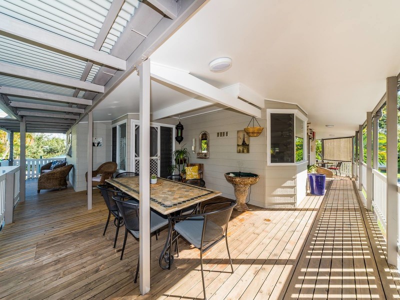 32 Crescent Avenue, Hope Island QLD 4212