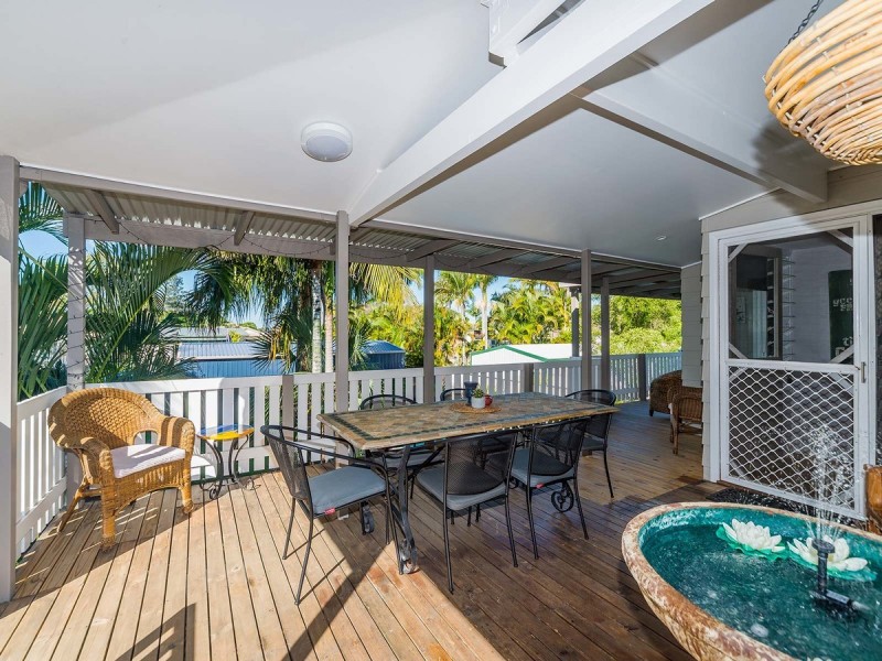 32 Crescent Avenue, Hope Island QLD 4212