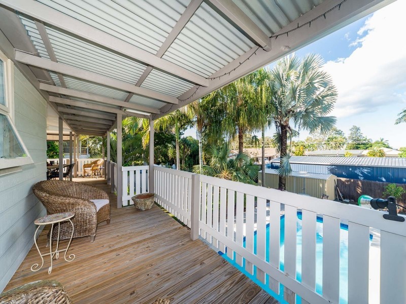 32 Crescent Avenue, Hope Island QLD 4212