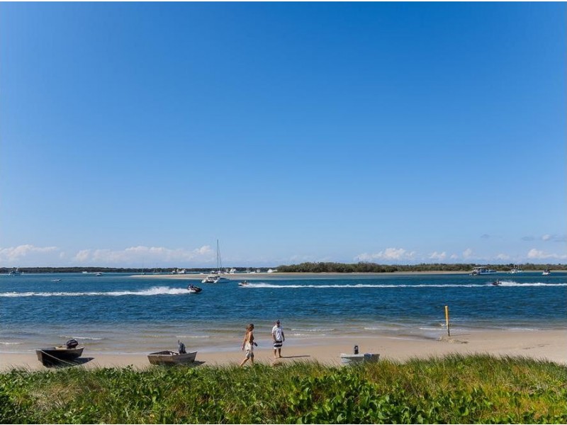 703/33 Clark Street, Biggera Waters QLD 4216