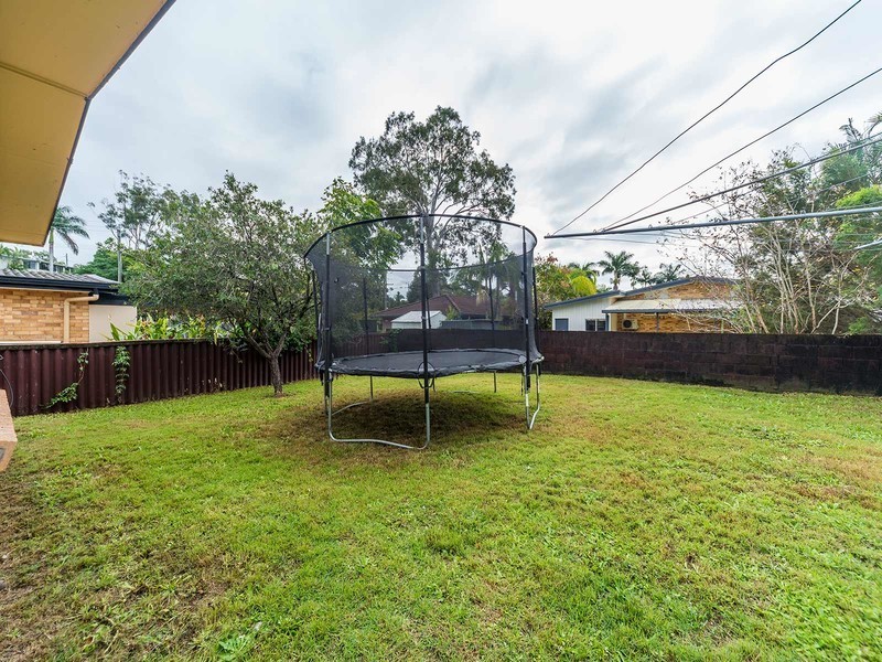 27 Jane Street, Southport QLD 4215