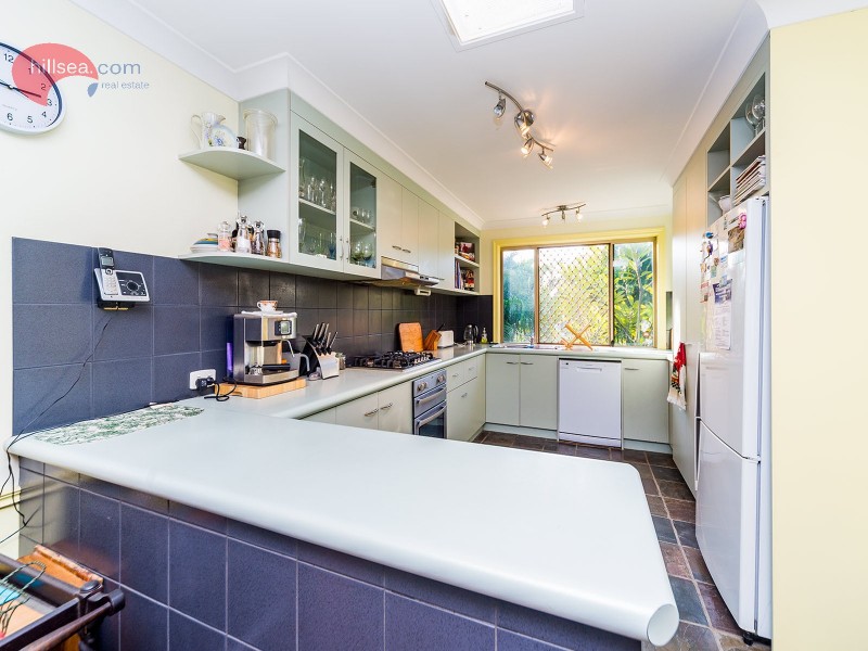 93 Macquarie Avenue, Molendinar QLD 4214