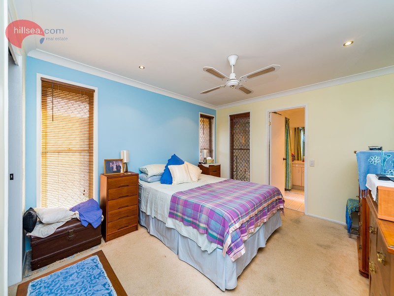 93 Macquarie Avenue, Molendinar QLD 4214