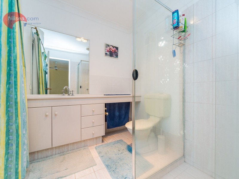 93 Macquarie Avenue, Molendinar QLD 4214