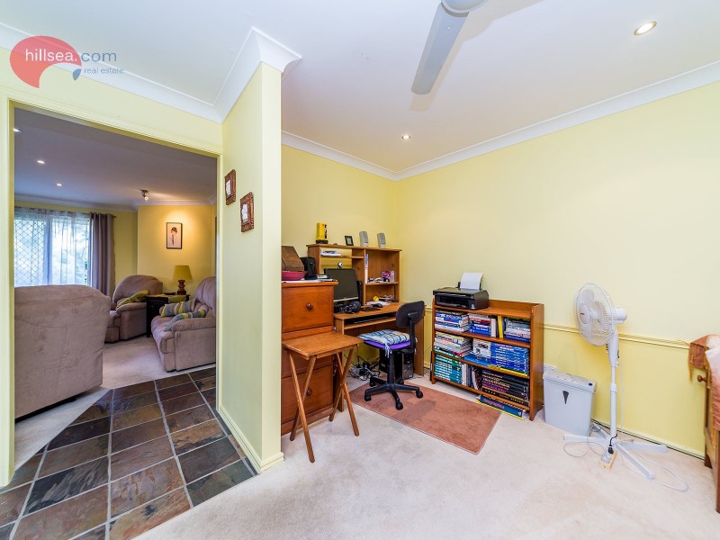 93 Macquarie Avenue, Molendinar QLD 4214