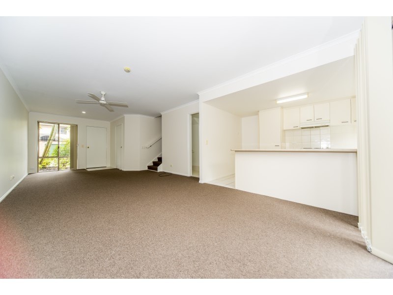 101/643 Pine Ridge Road, Biggera Waters QLD 4216