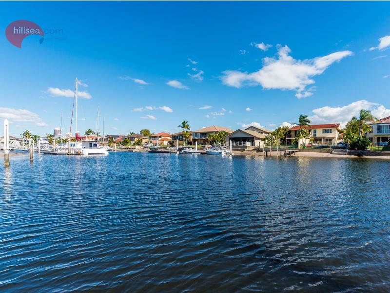 26 Runaway Bay Avenue, Runaway Bay QLD 4216