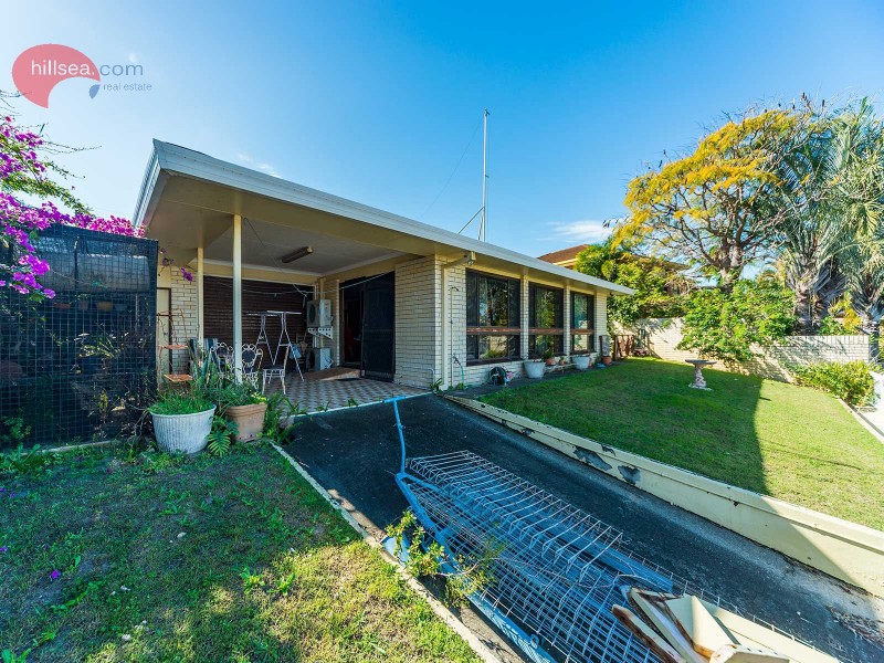 26 Runaway Bay Avenue, Runaway Bay QLD 4216