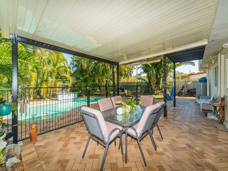 42 Coombabah Road, Biggera Waters QLD 4216