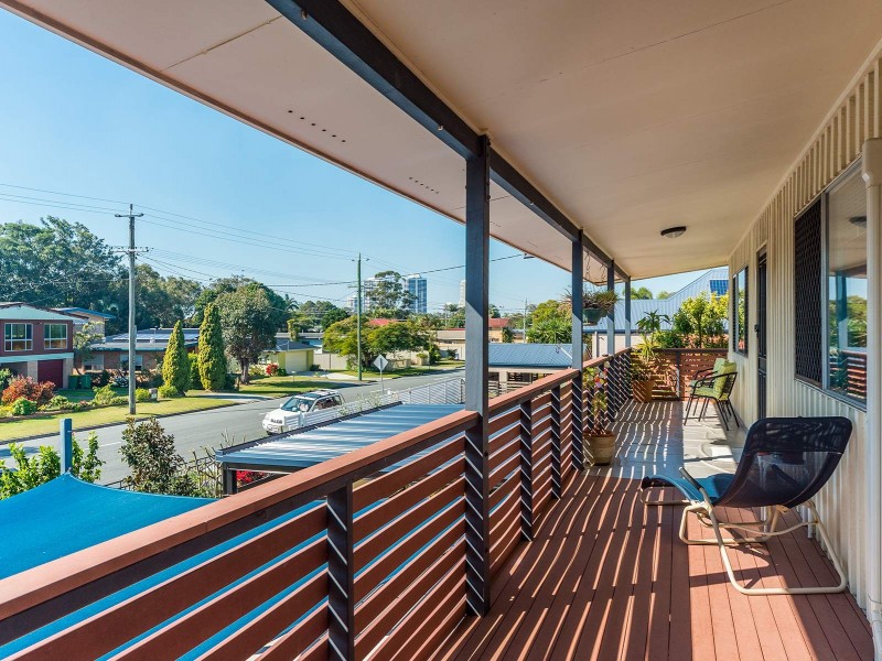 42 Coombabah Road, Biggera Waters QLD 4216