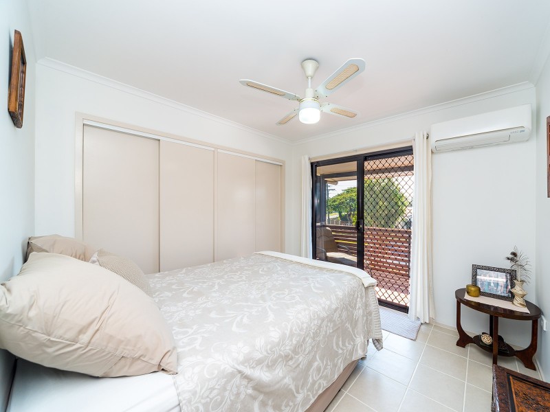 42 Coombabah Road, Biggera Waters QLD 4216